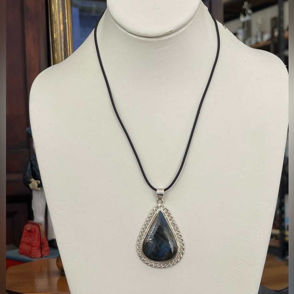Natural Labradorite Solid Sterling Silver Pendant… - image 3